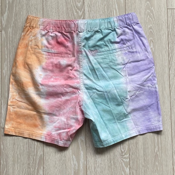Tye-died Shorts - Picture 3 of 5